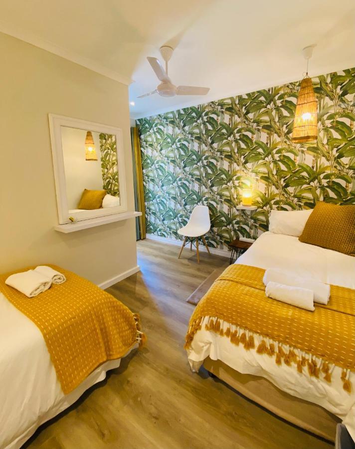 Dolphin Circle Bed And Breakfast Plettenberg Bay Exterior photo
