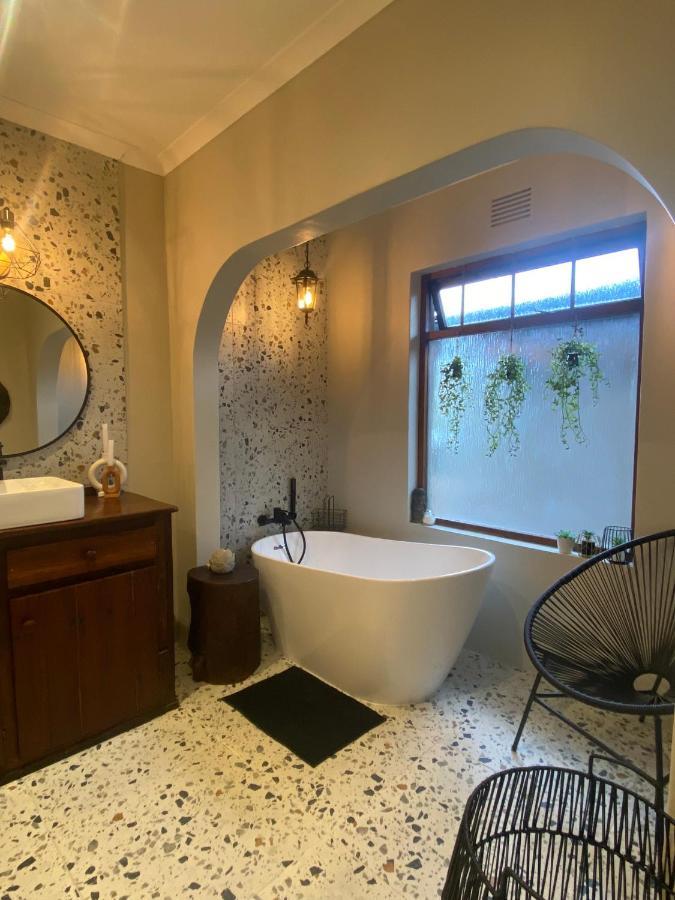 Dolphin Circle Bed And Breakfast Plettenberg Bay Exterior photo