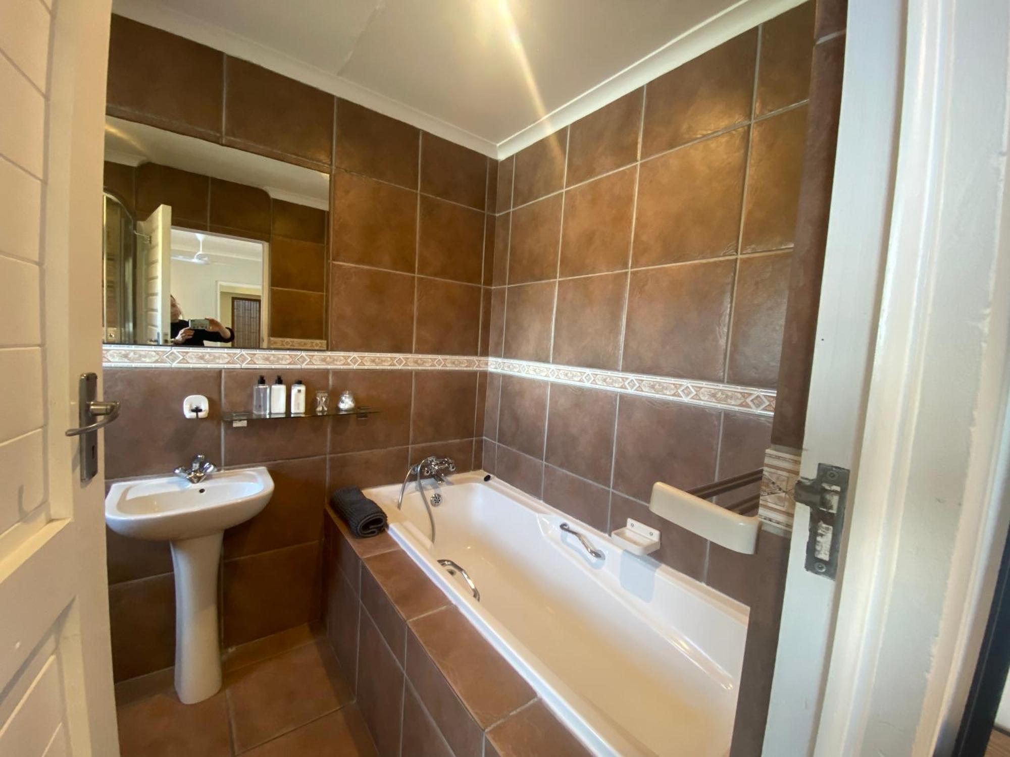 Dolphin Circle Bed And Breakfast Plettenberg Bay Room photo
