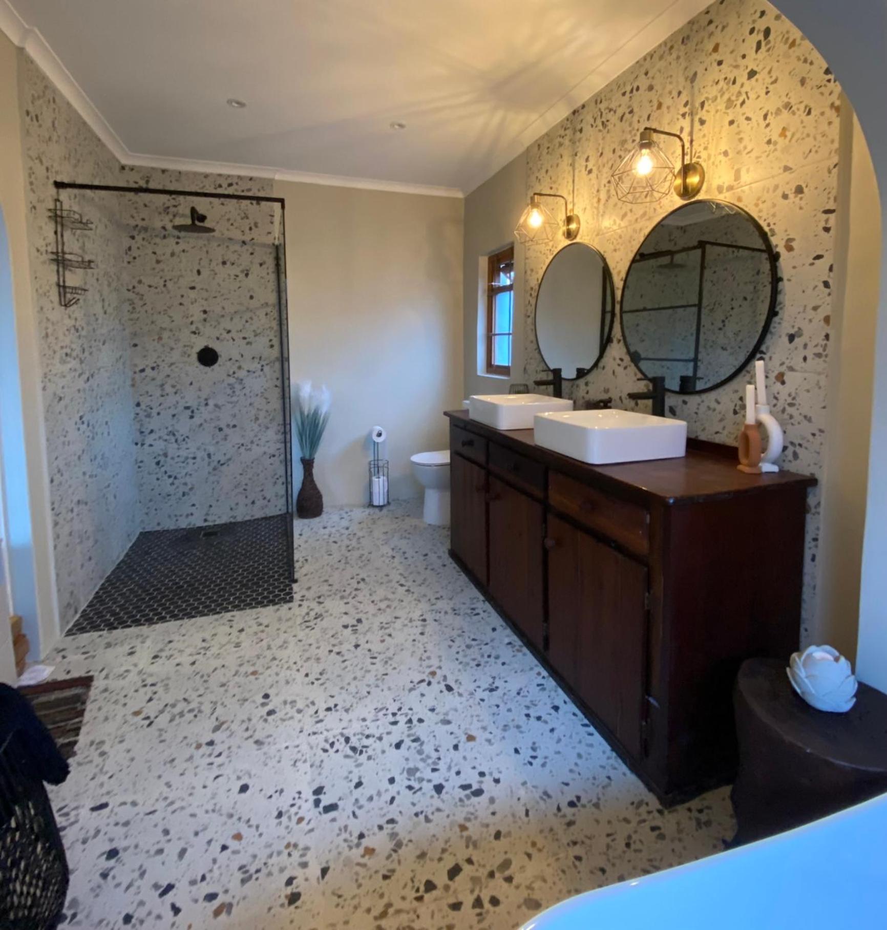 Dolphin Circle Bed And Breakfast Plettenberg Bay Exterior photo