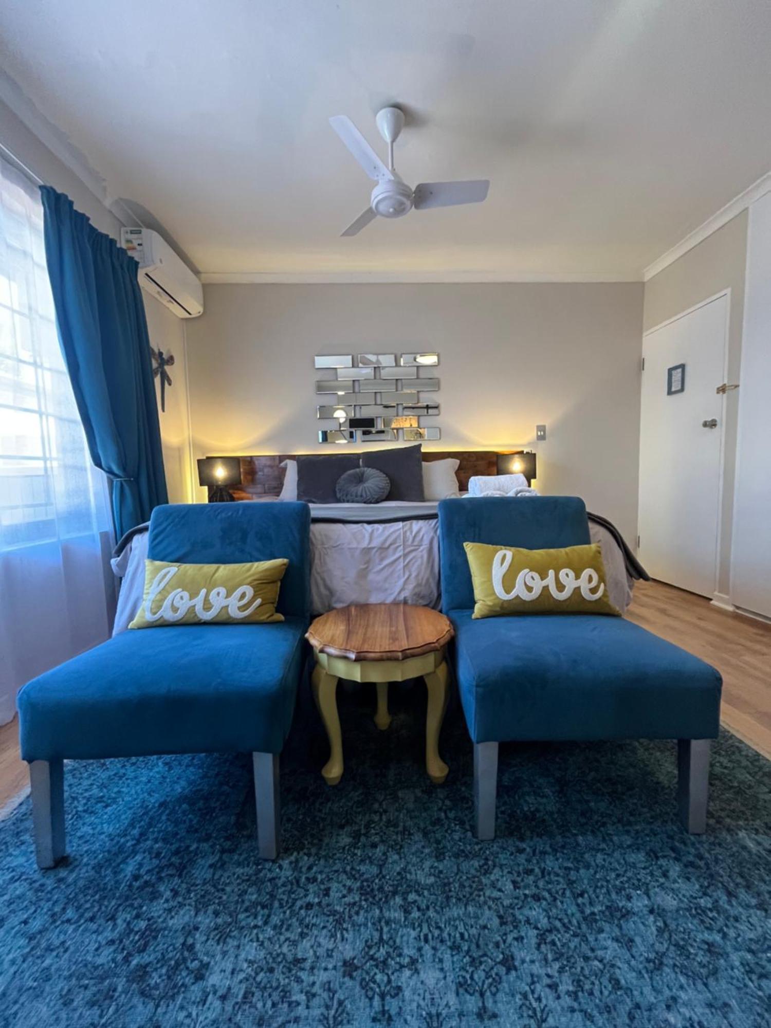 Dolphin Circle Bed And Breakfast Plettenberg Bay Room photo
