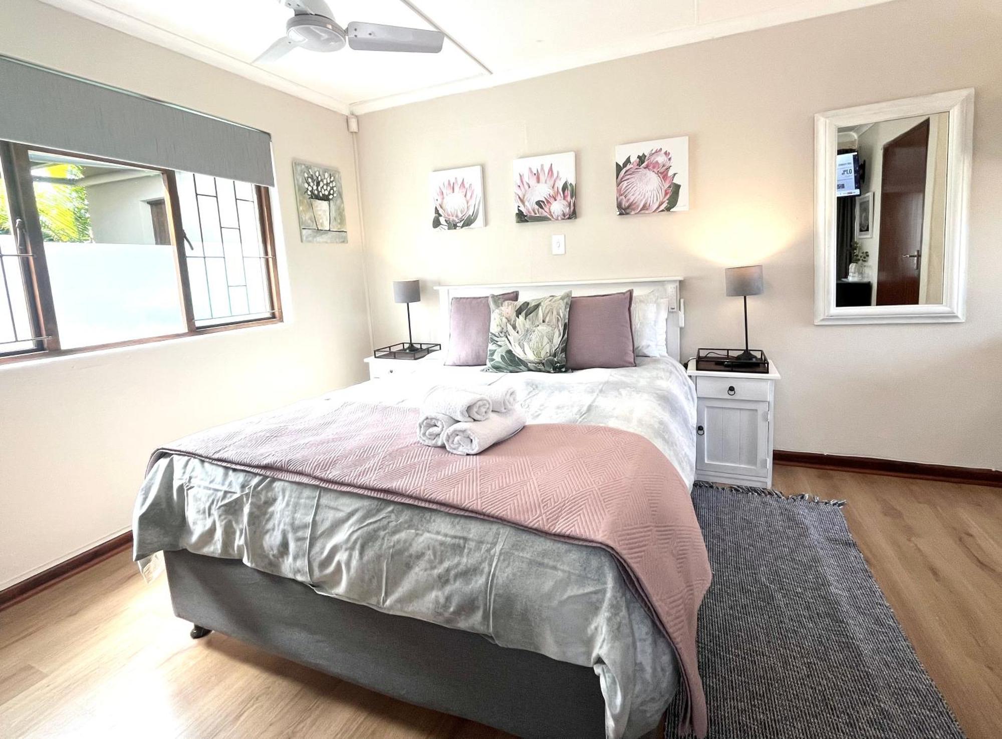 Dolphin Circle Bed And Breakfast Plettenberg Bay Exterior photo